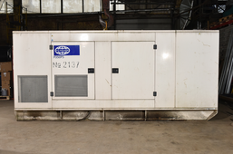 БУ дизельный генератор FG Wilson P350P5 в кожухе - фото БУ дизельный генератор FG Wilson P350P5 в кожухе - фото